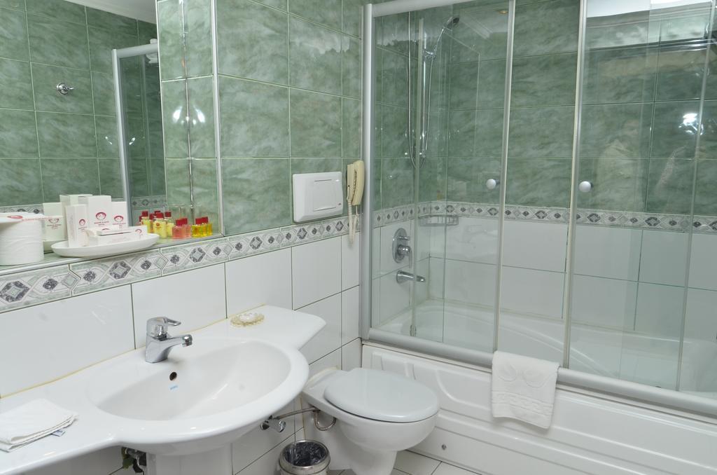 Akgun Elazig Hotel Habitación foto